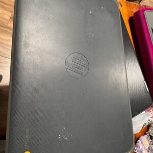 HP Chromebook - Stylish Black Laptop